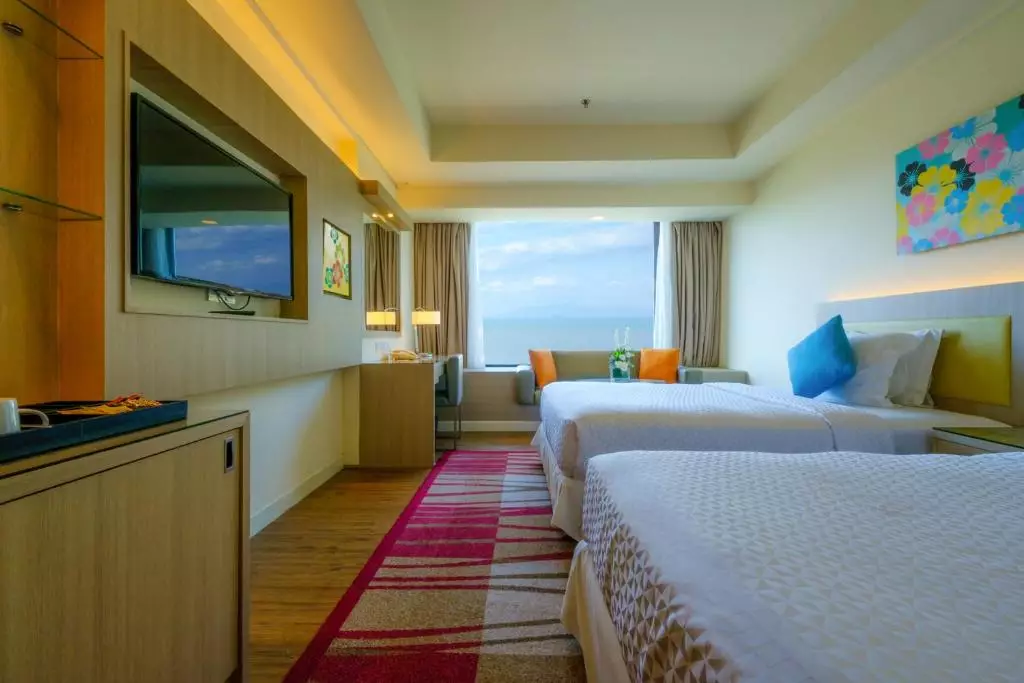 Mercure Penang Beach